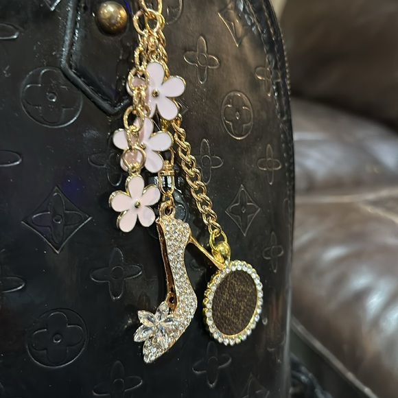 Hand Made Key/Bag Charm with Authentic LV Leather - Picture 9 of 9